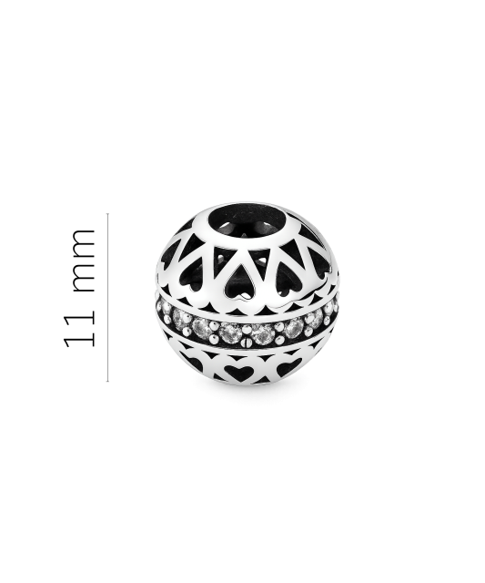 Sterling silver pendant with zircons