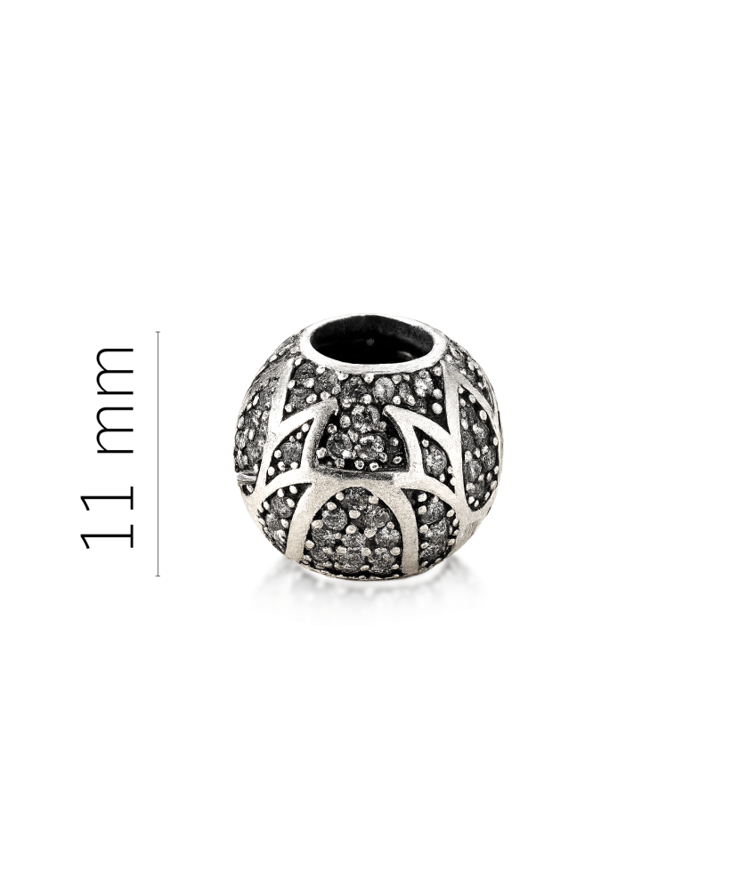 Hopeariipus zirkoneilla "saalis"