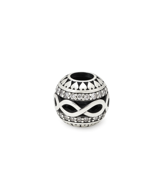 Sterling silver pendant with zircons