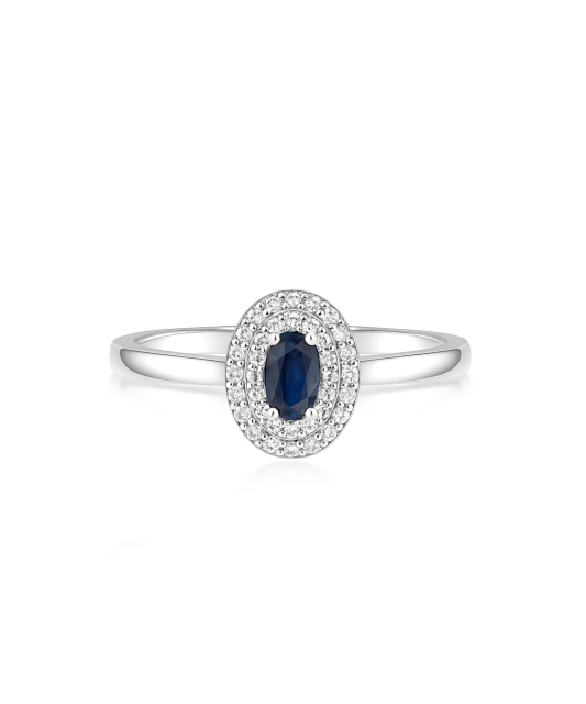 White gold ring with sapphire and diamonds