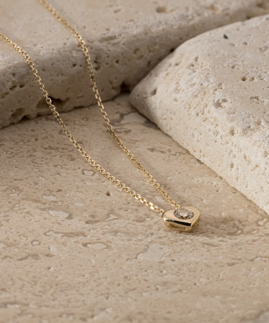 Yellow Gold chain with zirconium pendant  "Heart"