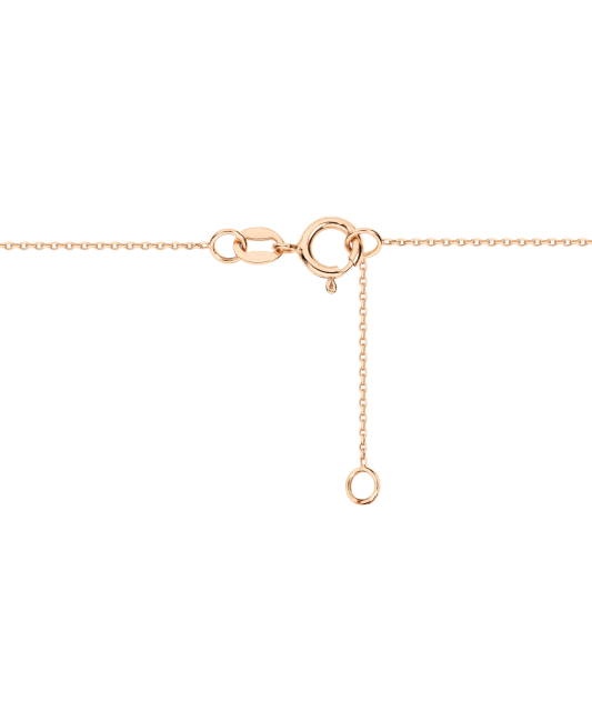 Gold chain with pendant