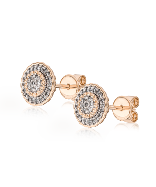 Gold earrings with diamonds