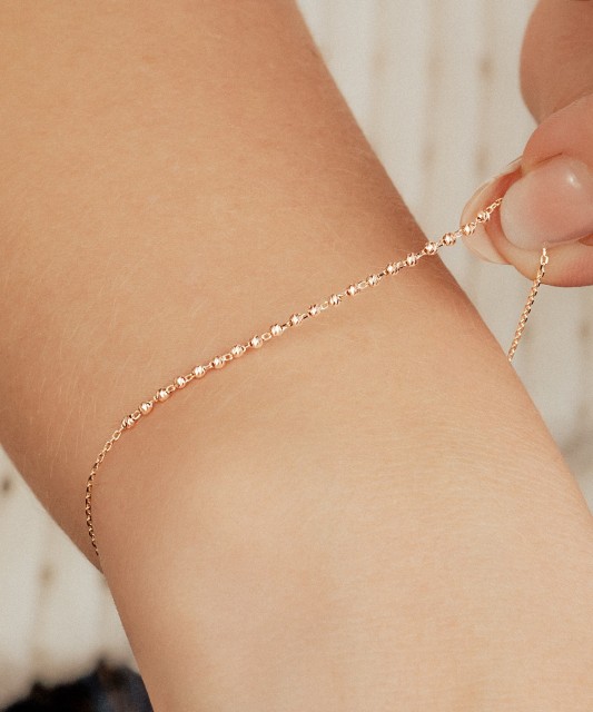 Gold bracelet
