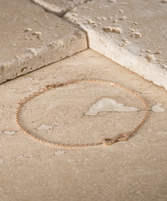 Gold bracelet "infinity"