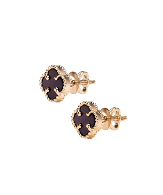 Gold earrings with onyx