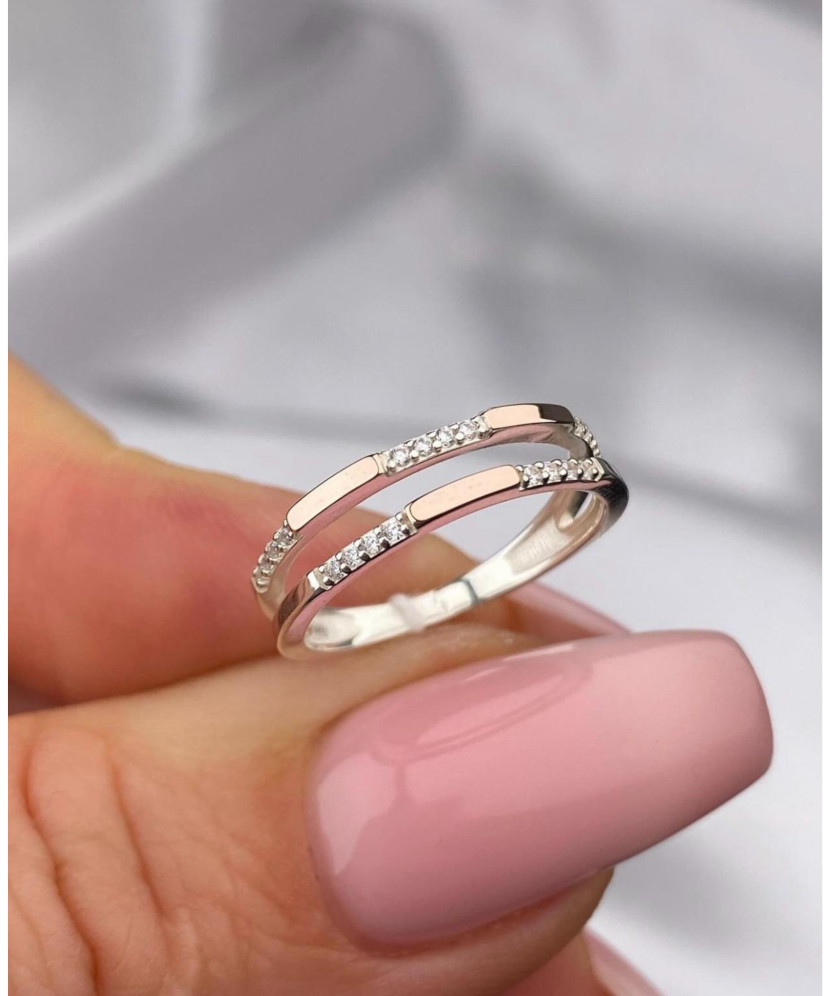 Sterling silver ring gold plated with zircons