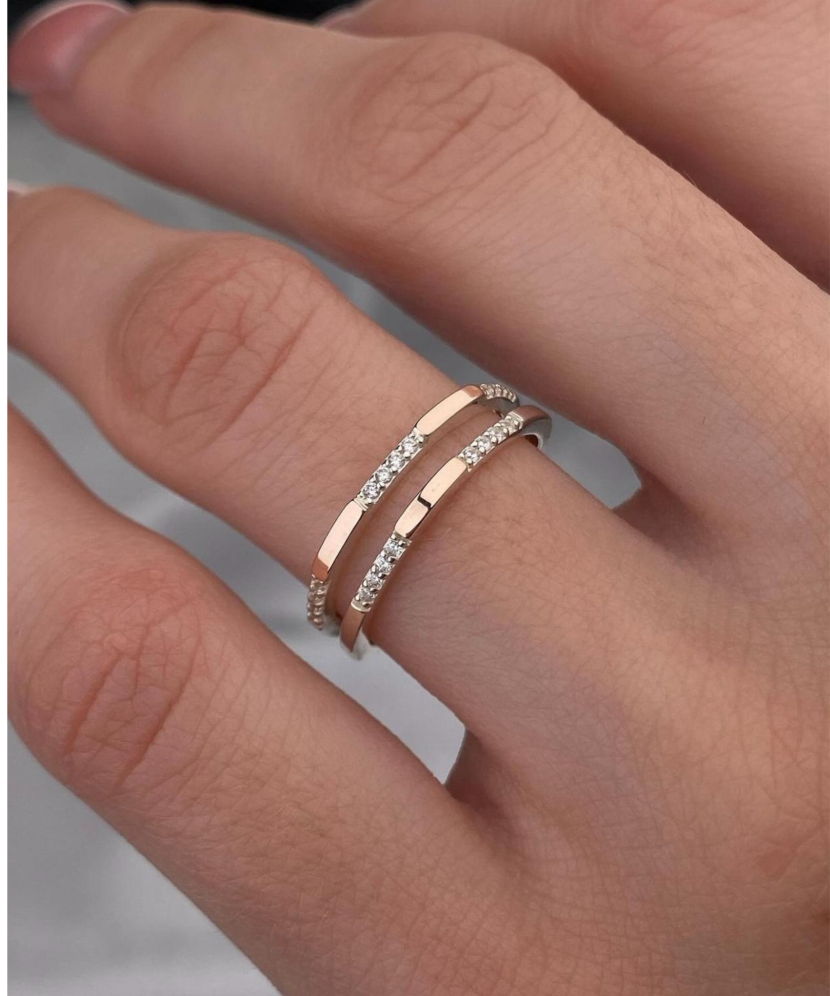 Sterling silver ring gold plated with zircons