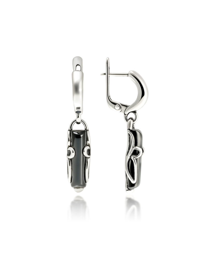 Hopeiset korvakorut onyxilla