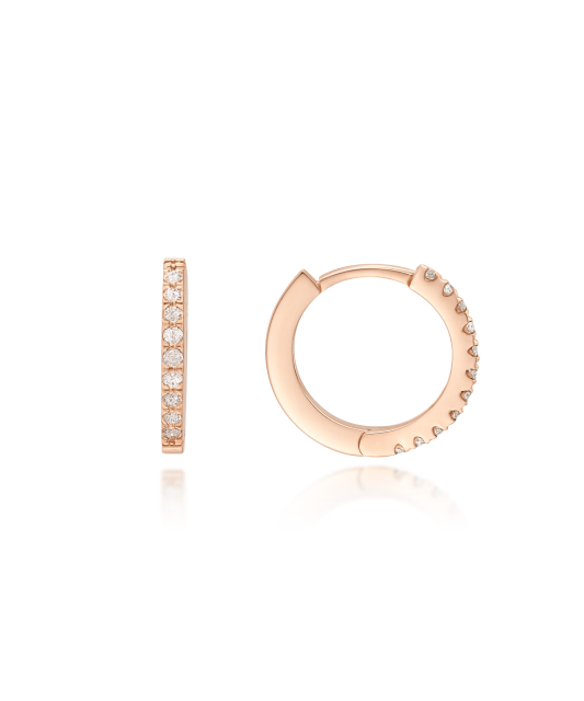 Gold earrings with diamonds