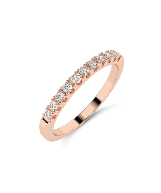 Gold ring with diamonds