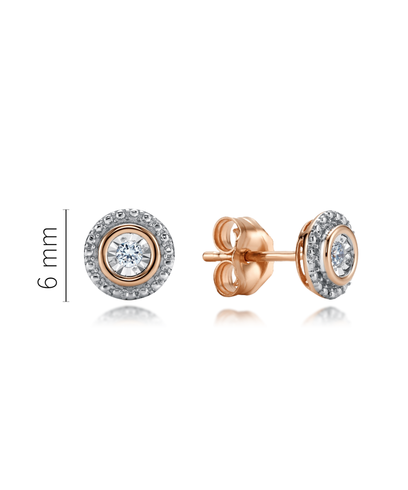 Kultaiset korvakorut timanteilla