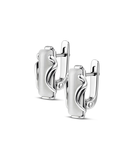 Hopeiset korvakorut kissansilmäkiven kanssa