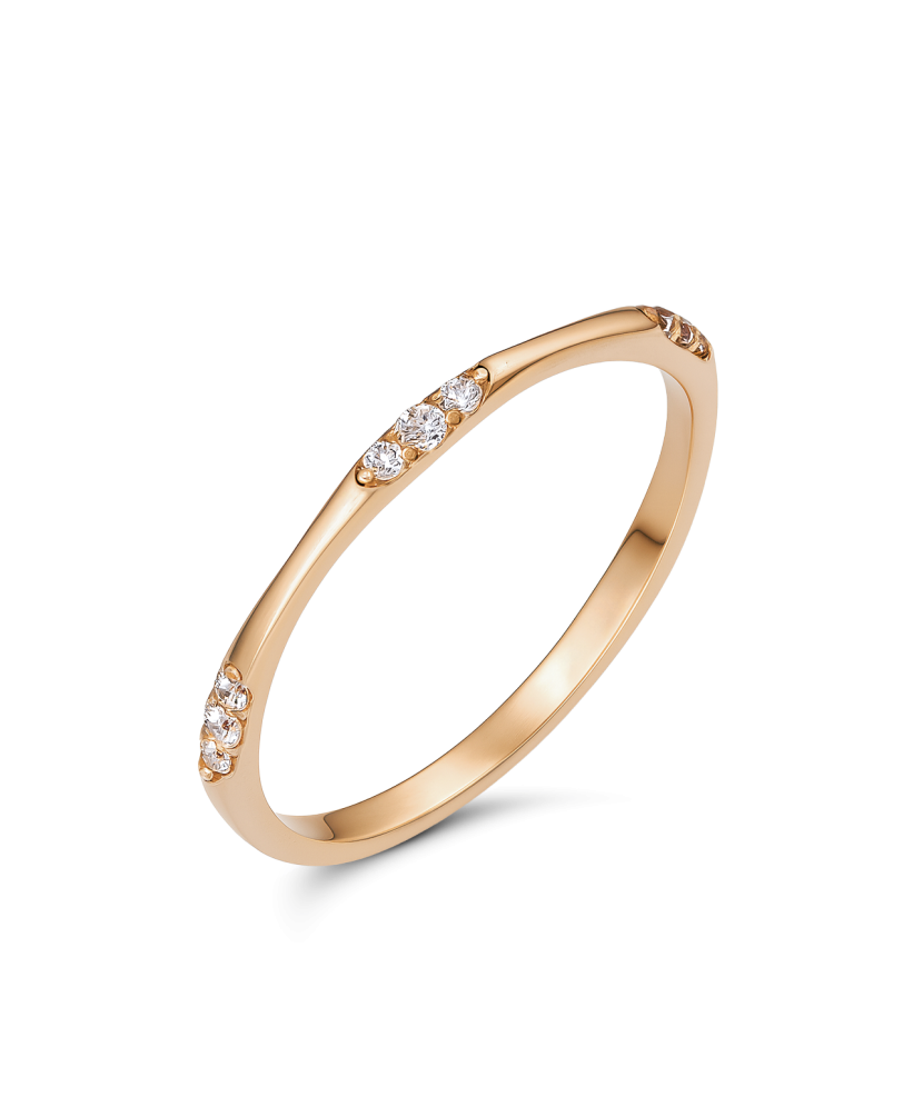 Gold ring with zircons