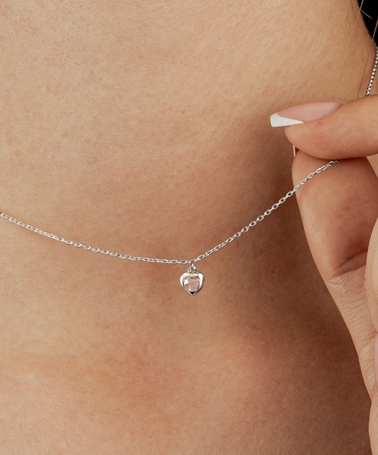 White gold chain with zirconium pendant