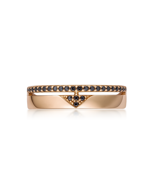 Gold ring with zircons