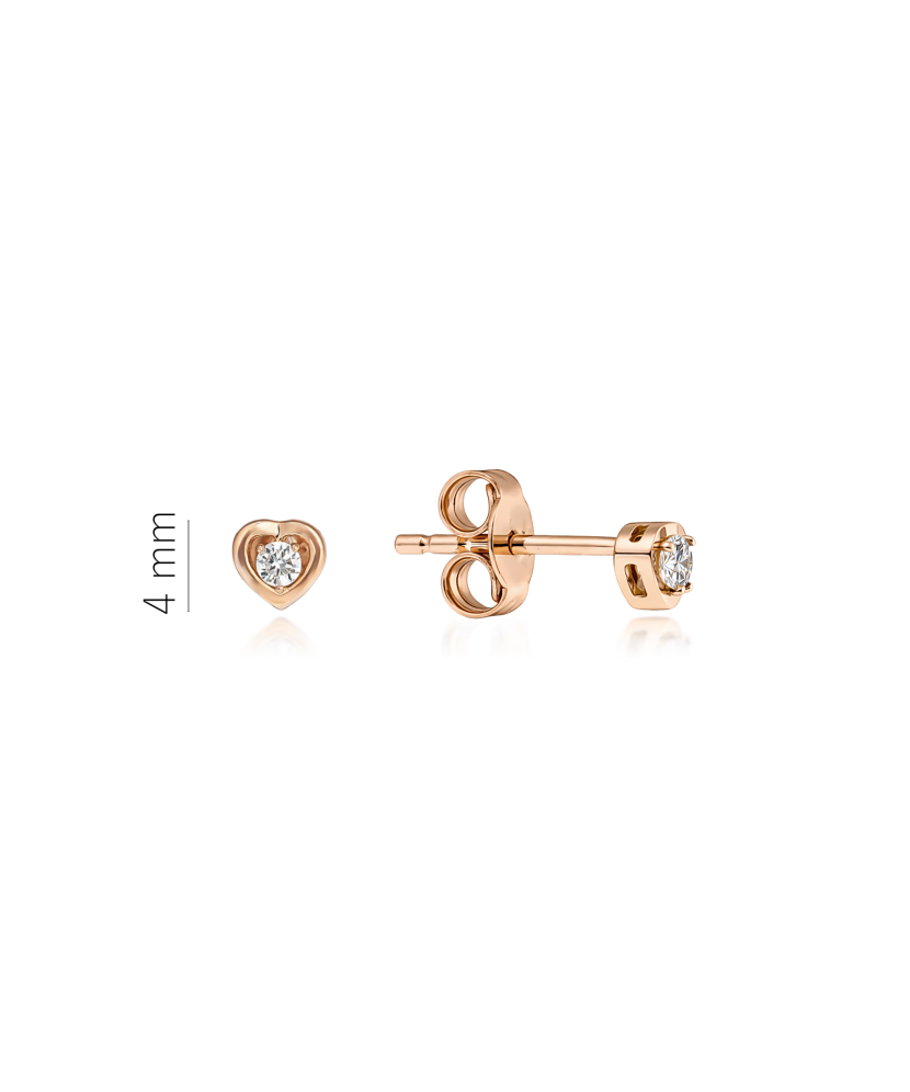 Gold earrings with diamonds
