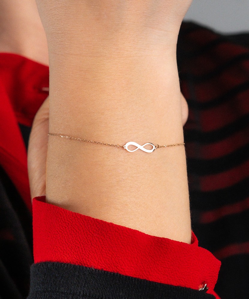 Gold bracelet "infinity"