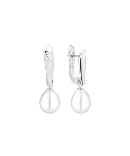 Sterling silver earrings with pearls
