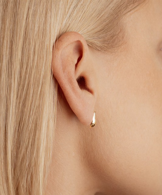 Kultaiset korvakorut