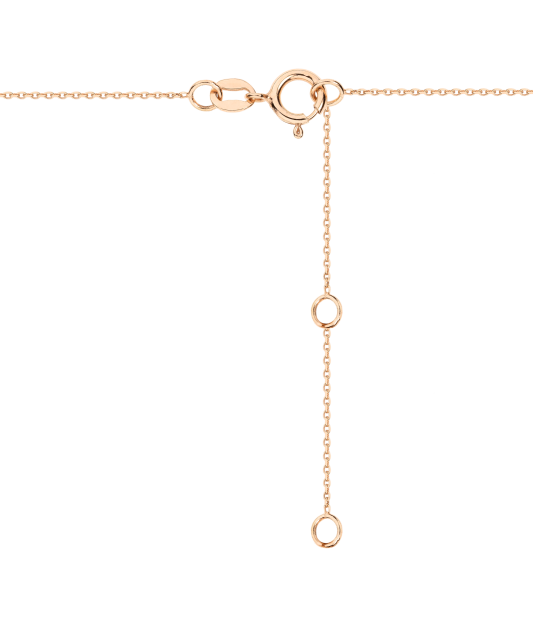 Gold chain with pearl pendant