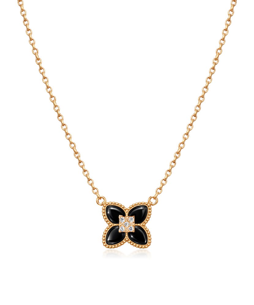 Kultainen kaulakoru onyx-riipuksella