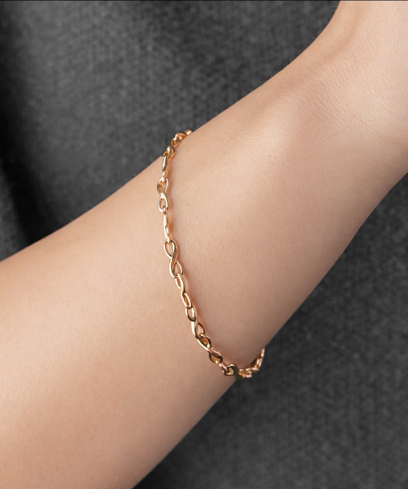 Gold bracelet