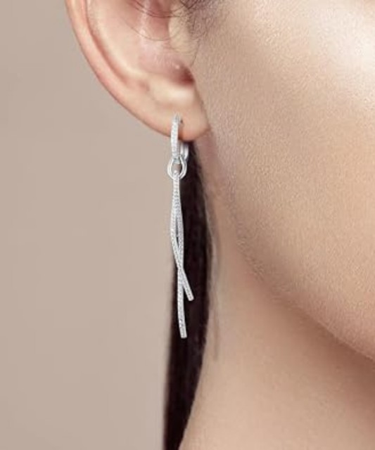 Sterling silver earrings with zircons