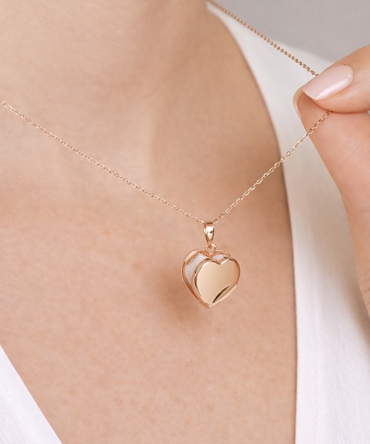 Gold pendant "Medallion"