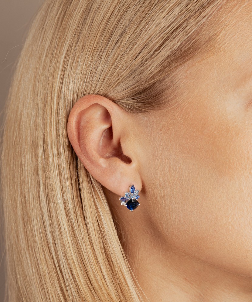 Sterling silver earrings with zircons