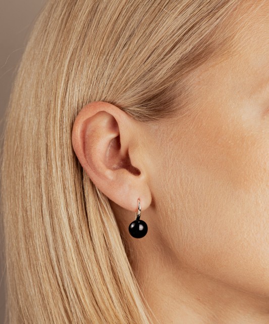 Sterling silver earrings with natural pearls