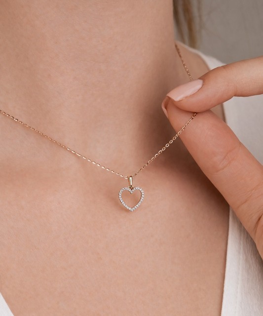 Подвеска из желтого золота с бриллиантами