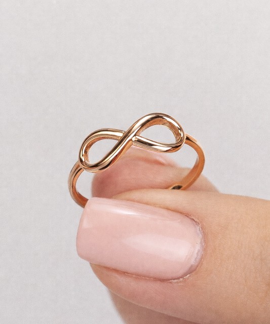 Gold ring "infinity"