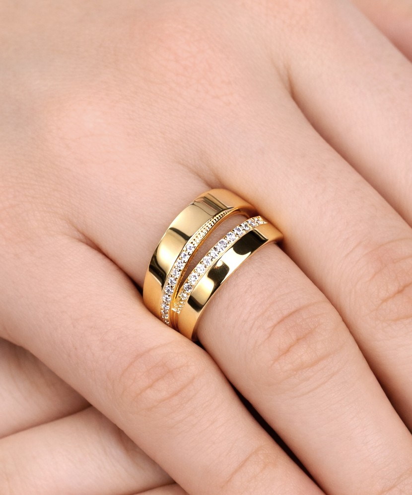 Gilded Sterling silver ring with zircons