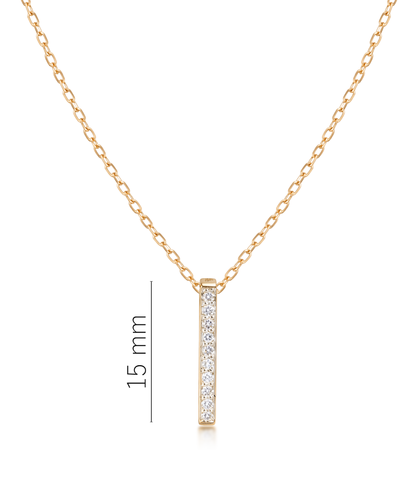 Yellow gold chain with pearl and diamond pendant