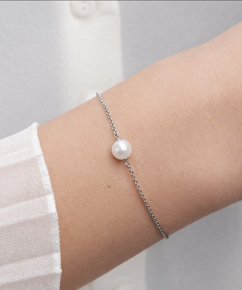 Silver Bracelet With Pearl