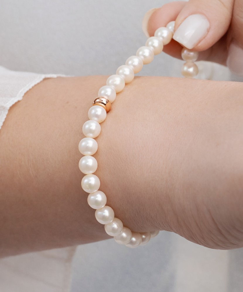 Pearl bracelet with gilded silver