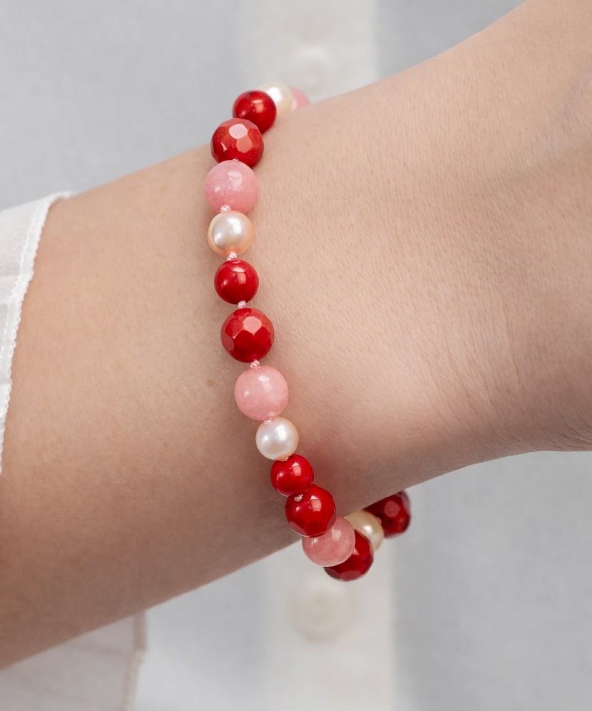 Bracelet with coral, pearls, jade and silver
