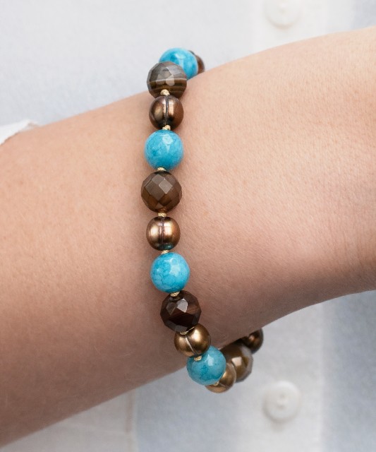 Bracelet with jade, agate and pearl