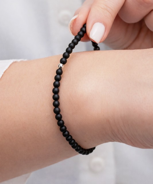 Onyx bracelet with silver