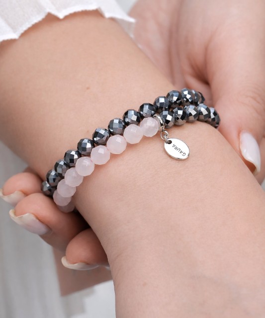 Bracelet with terahertz and rose quartz