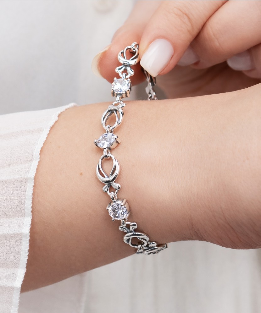 Sterling Silver bracelet with zircons