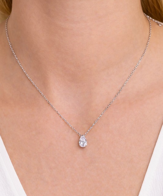 Silver chain with zircon pendant