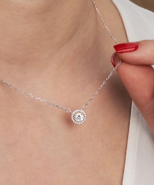 Silver chain with zircon pendant