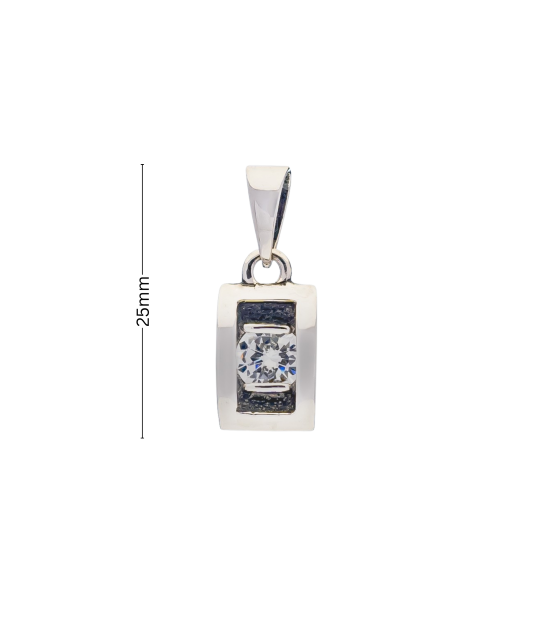 Sterling silver pendant with zirconium