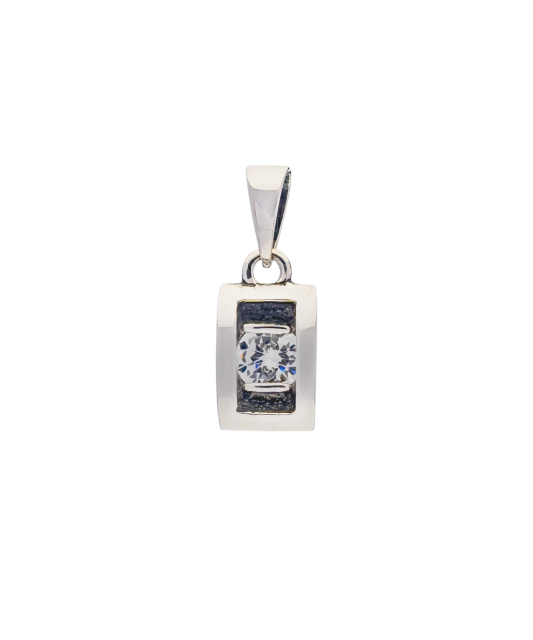 Sterling silver pendant with zirconium