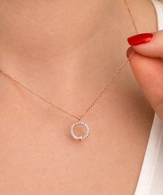 Gilded sterling silver chain with pendant