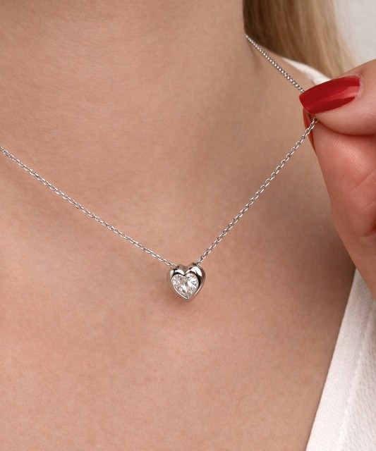 Sterling silver chain with zirconium pendant "heart"