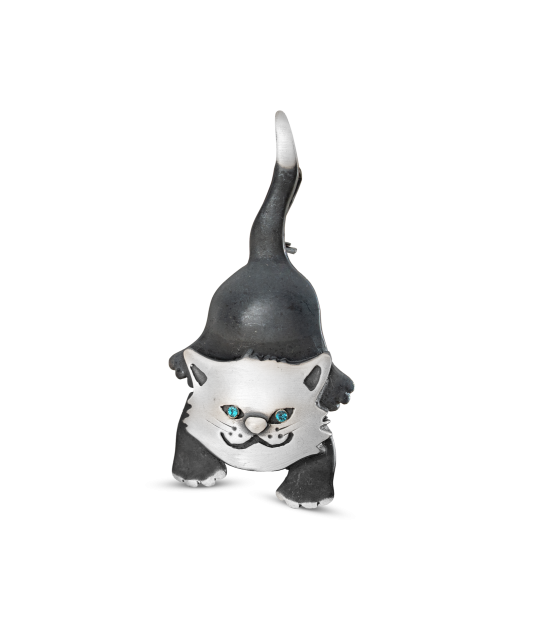 Hopeinen rintaneula kristalleilla "Kissa"