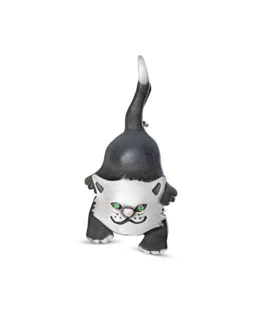 Hopeinen rintaneula kristalleilla "Kissa"